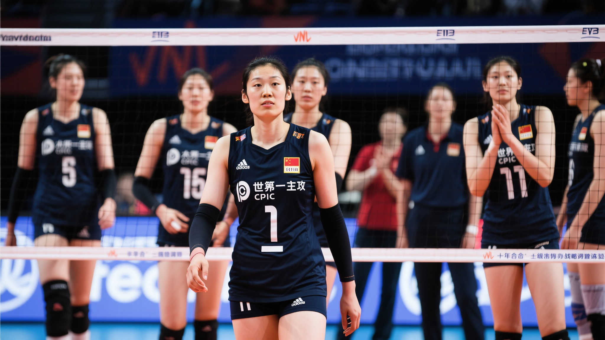 朱婷官宣加盟新球队,非天津队,年薪突破百万,仅签1年合同 朱婷官宣加盟新球队,非天津队,年薪突破百万,仅签1年合同